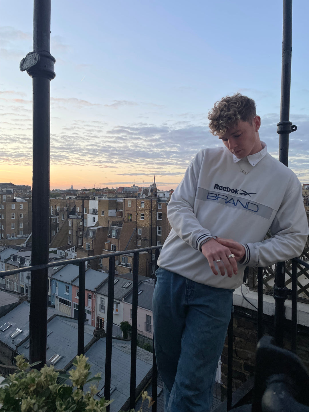 A Guide to Styling Vintage Sweatshirts