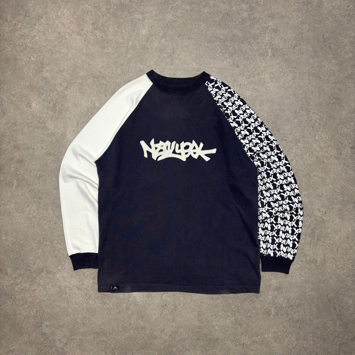 Vintage Avirex Navy & White Graffiti Spell Out Sweatshirt (XL)