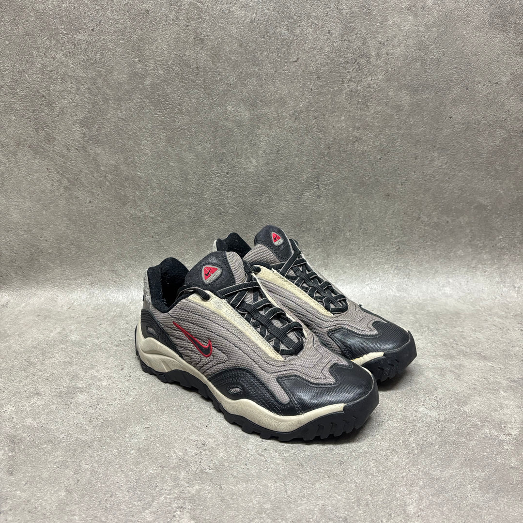 2002 Vintage Nike ACG All-Trac Black & Grey (UK5)