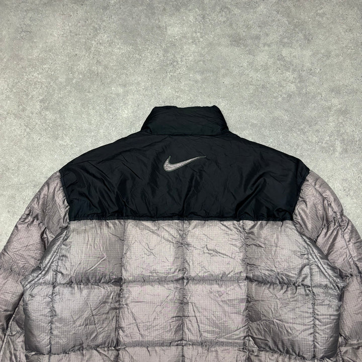 00's Vintage Nike Grey Square Quilted Puffer Jacket (L)