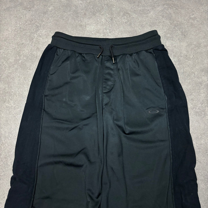 Oakley Black Nylon Relaxed Tracksuit Bottoms (M)