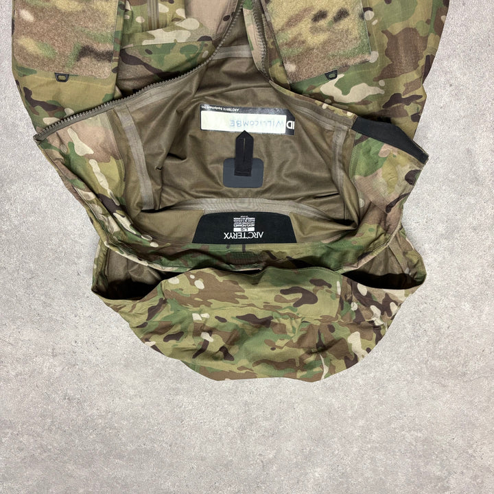 Arc'teryx Alpha Gen 2 L.E.A.F. Military Edition DPM Camo Jacket (L)