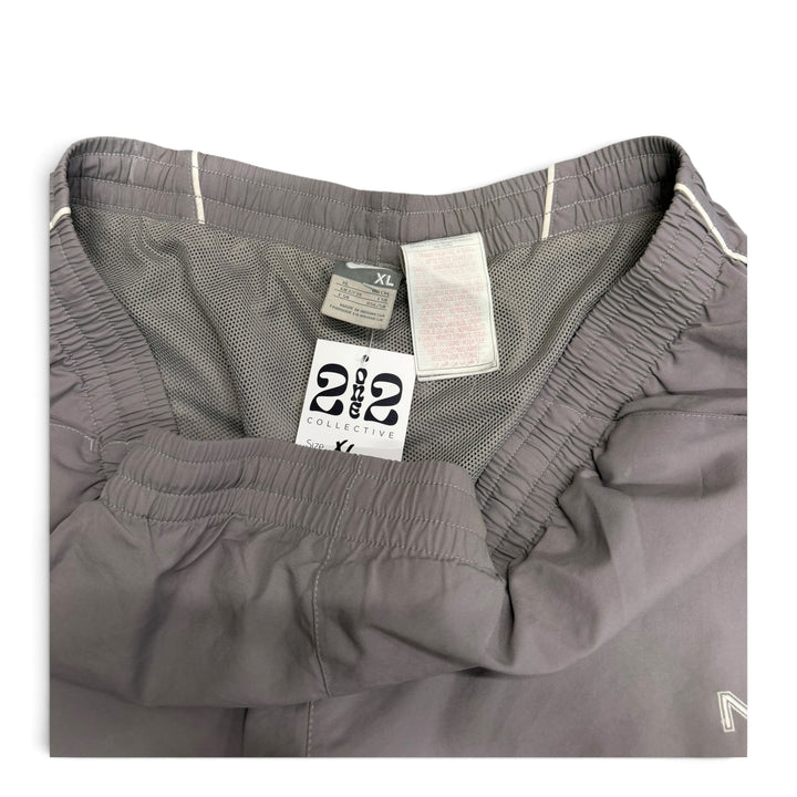 00's Vintage Nike Grey Sport Shorts (XL)