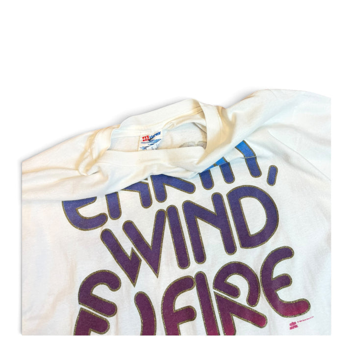 90's Vintage Earth Wind & Fire White Graphic T-Shirt (XL)