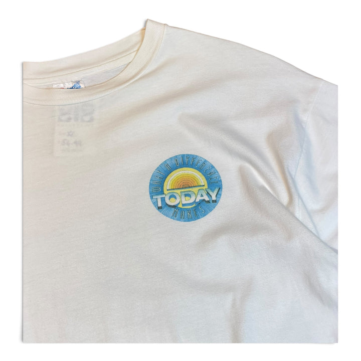 90's Vintage NBC News White Graphic T-Shirt (XL)