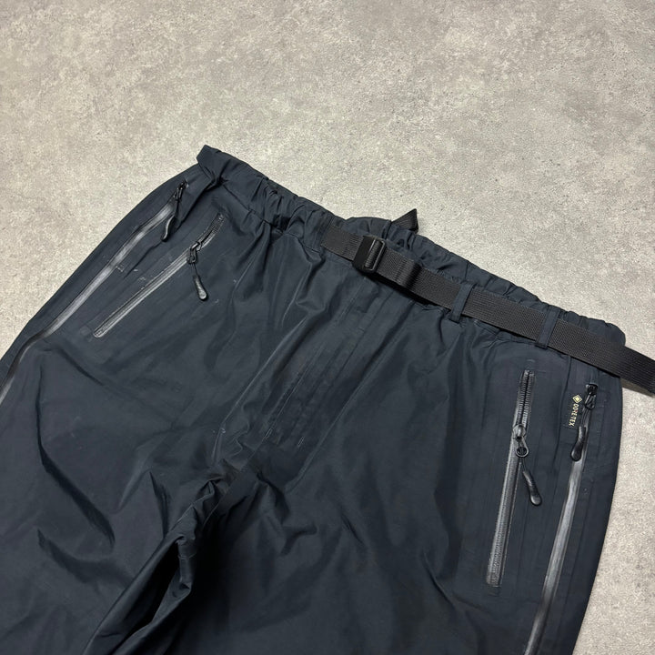 Palace Gore Tex 3L Black Trousers (XL)