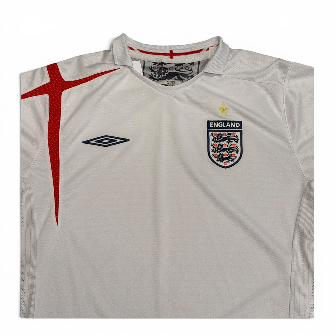 2005 Vintage England Umbro White Football Shirt (L)