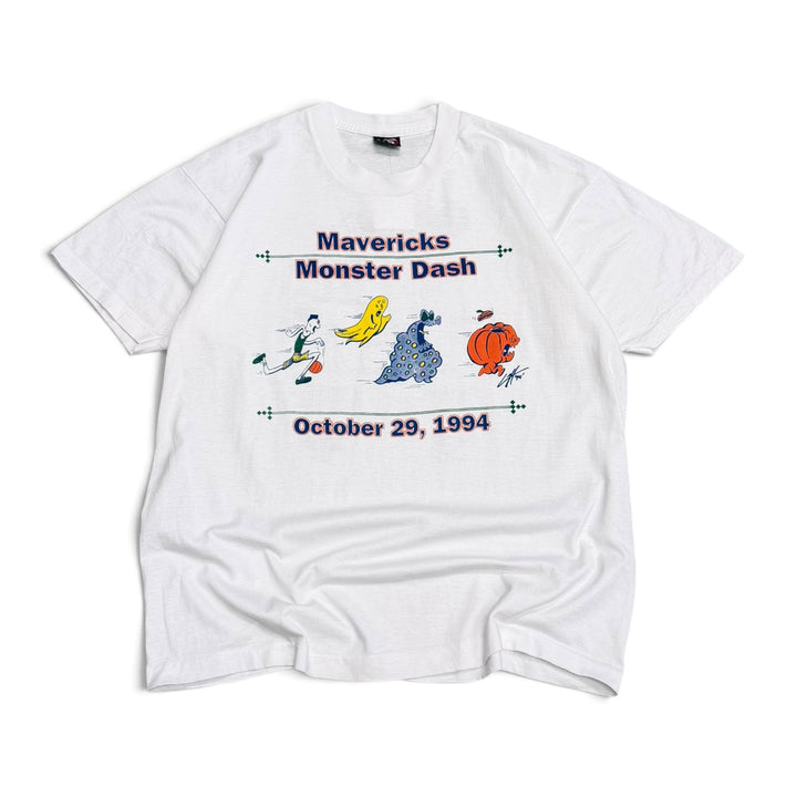 Vintage 90's Mavericks Monster Dash Graphic T shirt White (XL)