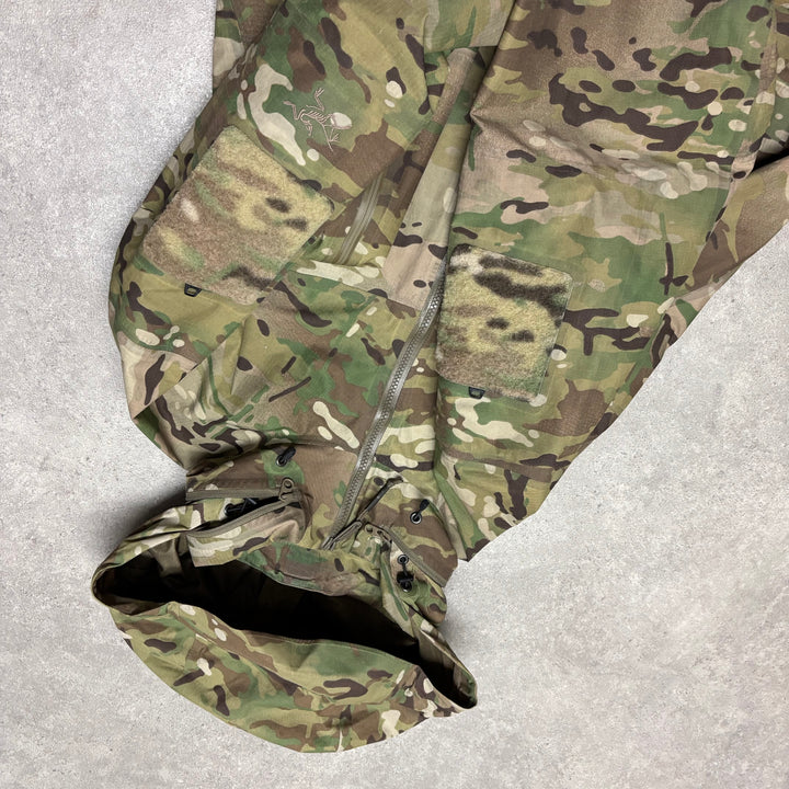 Arc'teryx Alpha Gen 2 L.E.A.F. Military Edition DPM Camo Jacket (L)