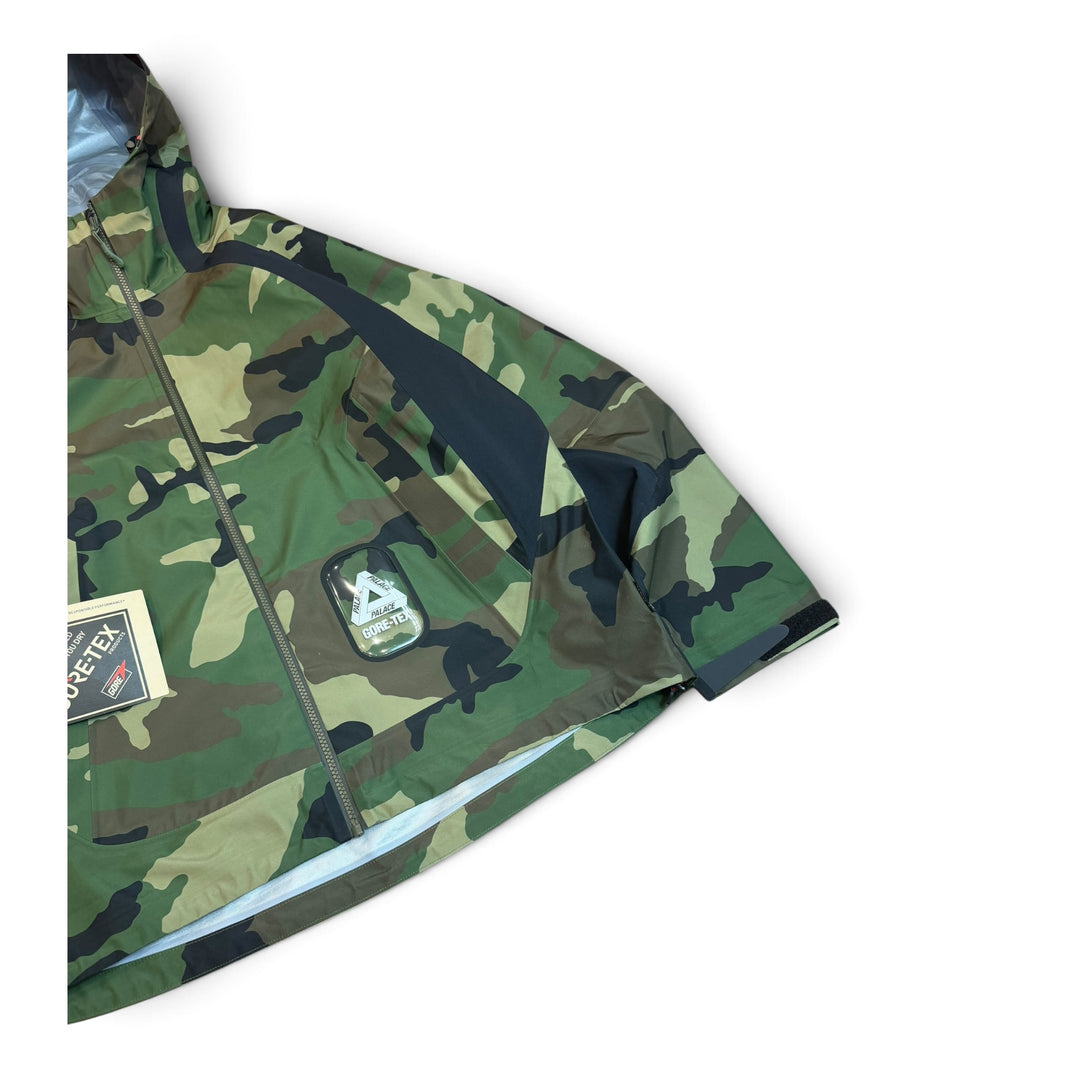 BNWT Palace Camo Green Gore-Tex 3L Tek Jacket (L)