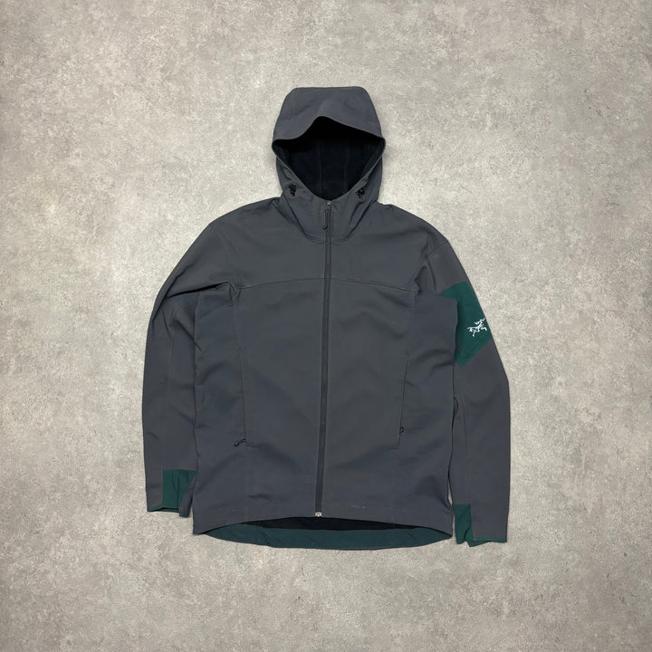 Vintage Arc'teryx Grey Soft Shell Hooded Jacket (M)