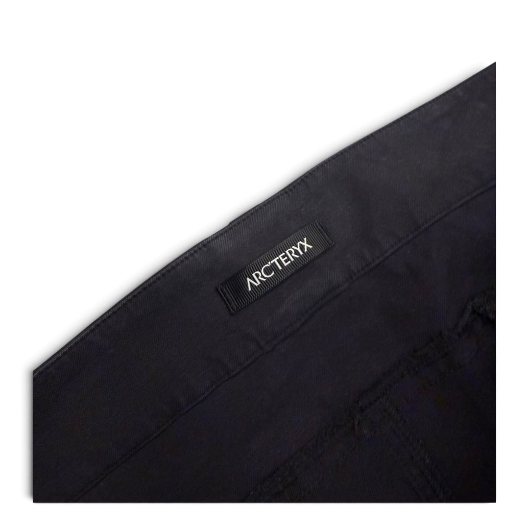 Arc'teryx Black Gamma Shorts (38)