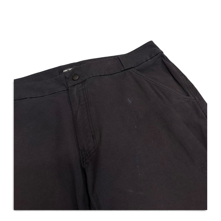 Arc'teryx Black Gamma Shorts (38)