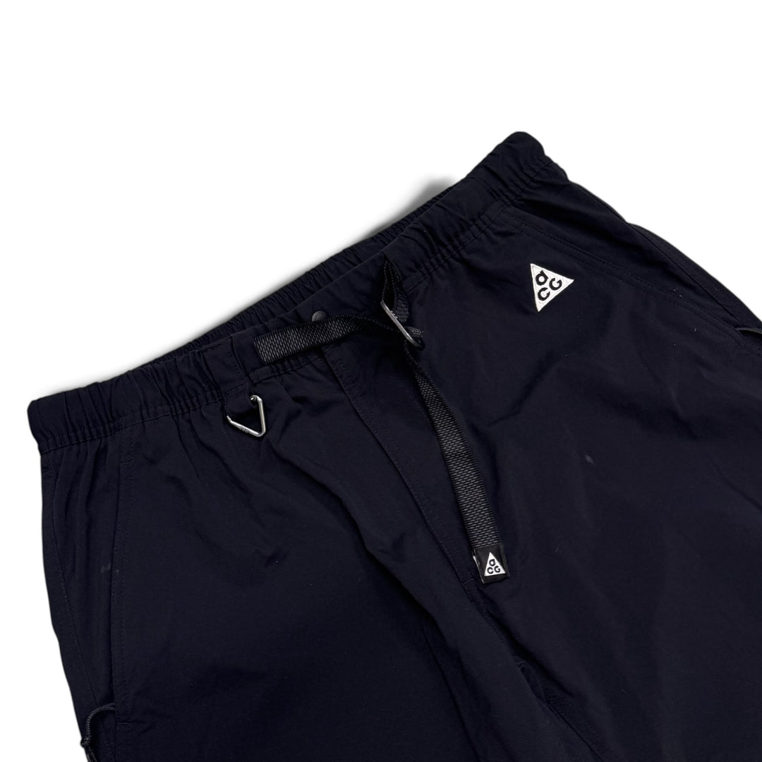 Nike ACG Black Technical Shorts (L)