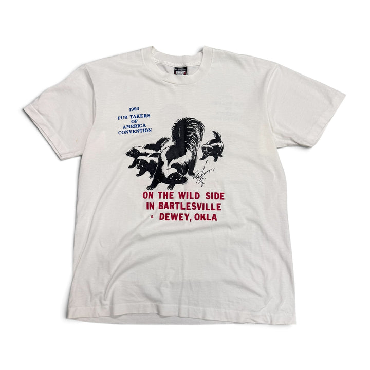 Vintage Fruit Of The Loom White Skunk Graphic T-Shirt (L)