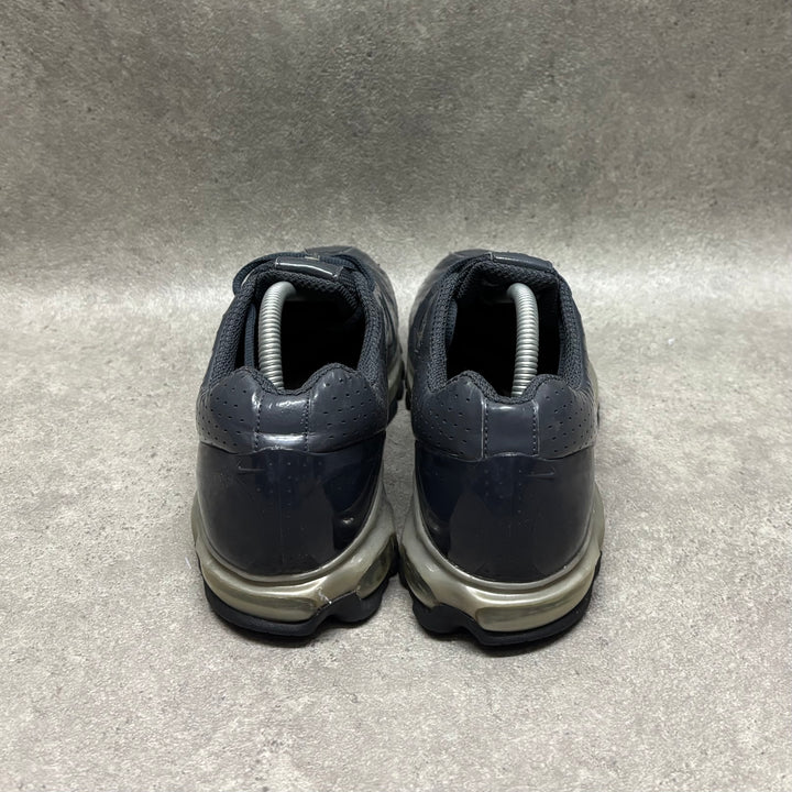 Vintage 2003 Nike Air Max Metallic Grey Trainers (UK8.5)