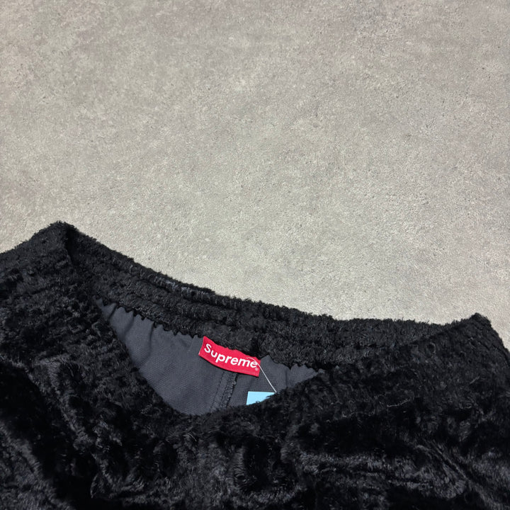 Supreme Fuzzy Pile Black Shorts (M)