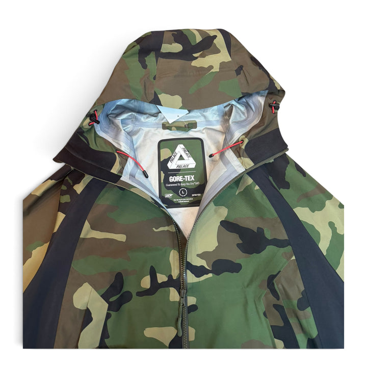 BNWT Palace Camo Green Gore-Tex 3L Tek Jacket (L)