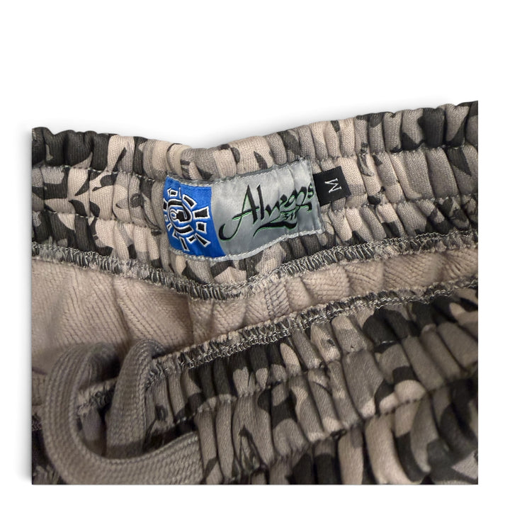 Always Do What You Should Do Leafy Print Short Grey (M)