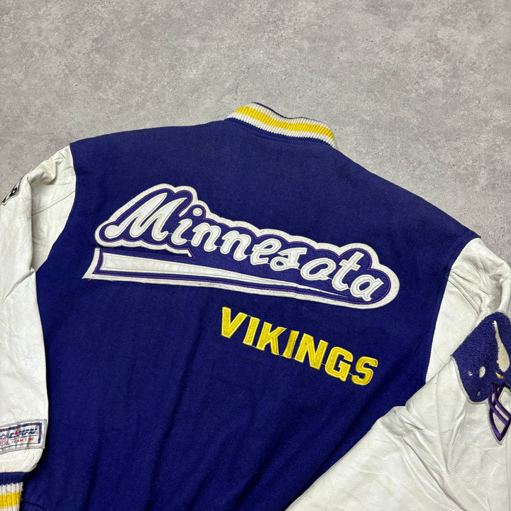 80's Vintage NFL Minnesota Vikings Purple Varsity Jacket (M)