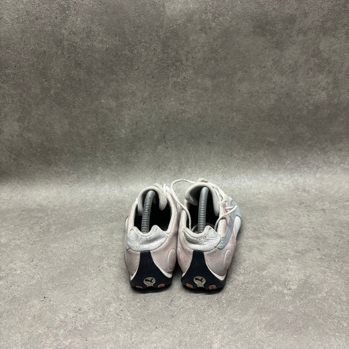 Vintage Puma Women's White, Silver & Pink Trainers (UK6.5)