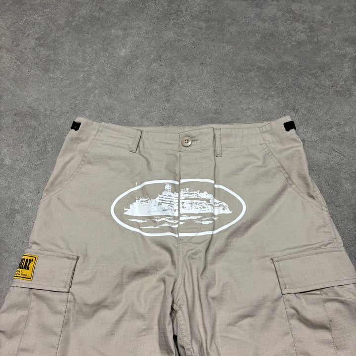 Corteiz Beige Cargo Shorts (M)