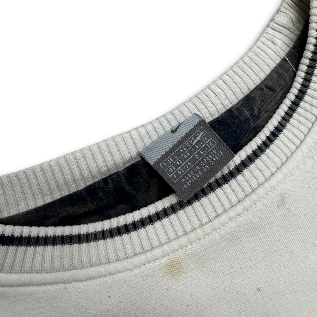00's Vintage Nike White Central Swoosh Sweatshirt (L)