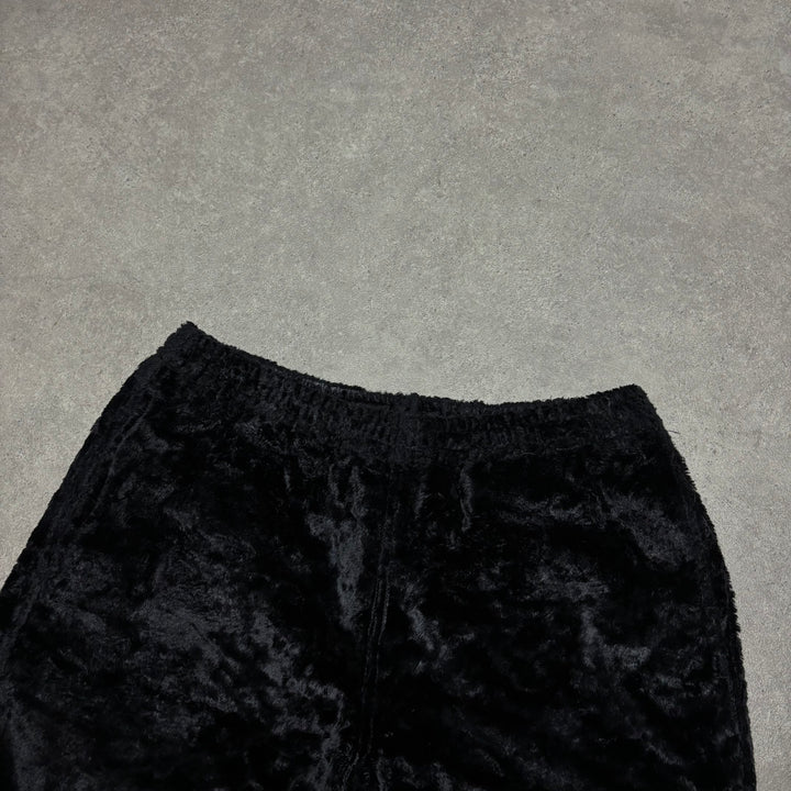 Supreme Fuzzy Pile Black Shorts (M)
