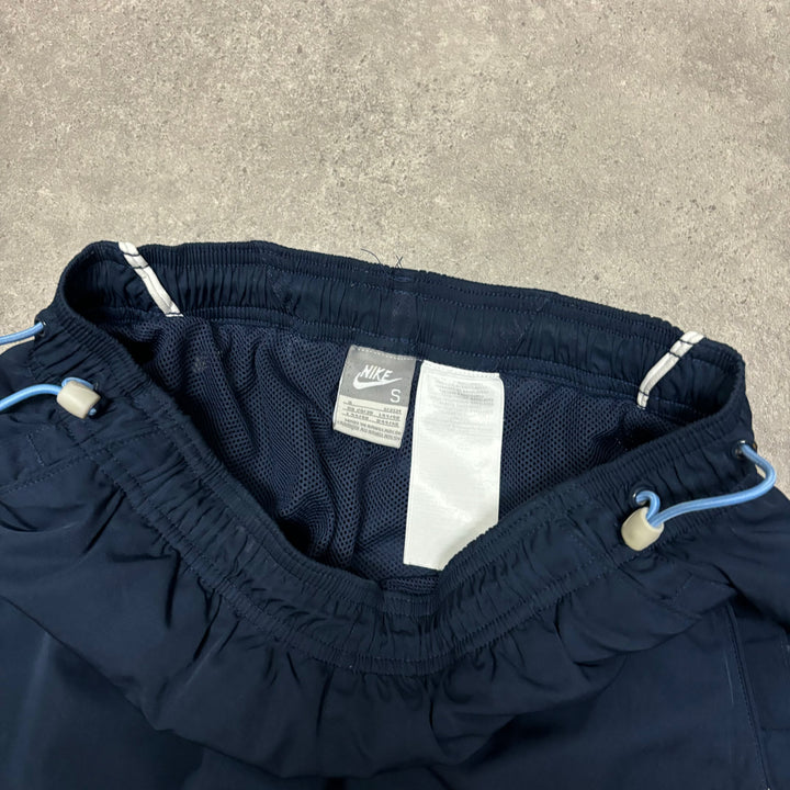 00's Vintage Nike 3/4 Length Navy Tracksuit Shorts (S)
