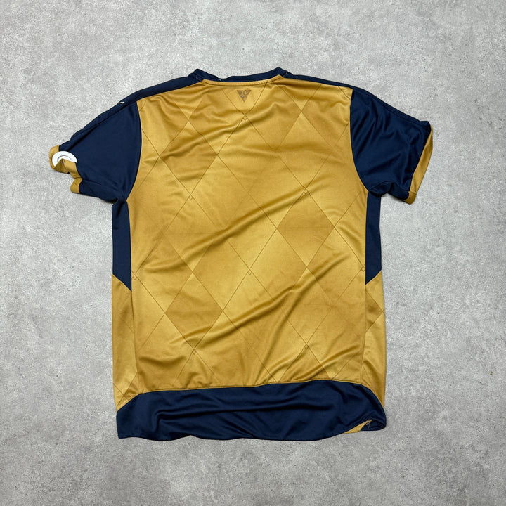 Arsenal 2015-16 Football Shirt Size M Gold