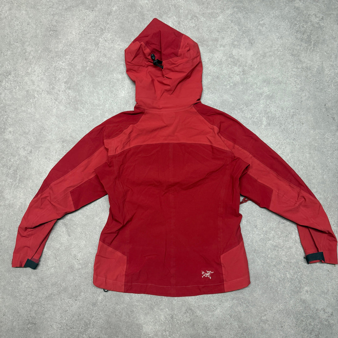 ARC’TERYX  GORA-TEX Jacket Size S Red