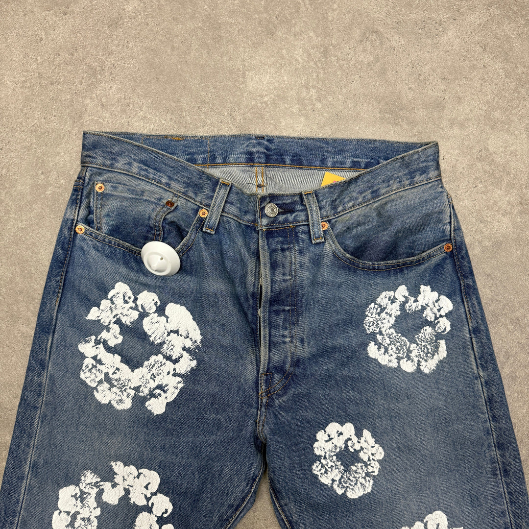 Levis Denim Tears Trousers Size(31X32) Blue