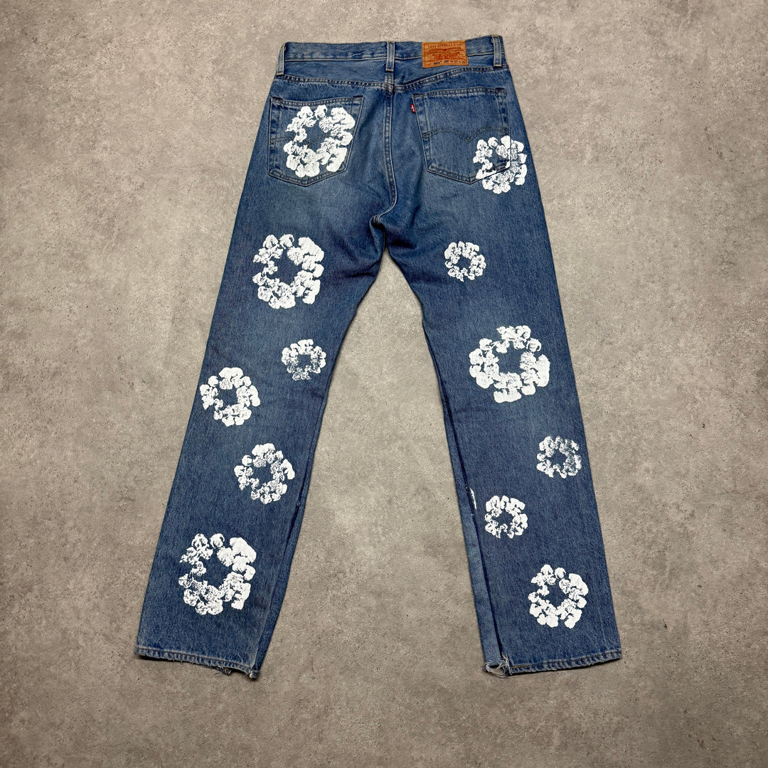 Levis Denim Tears Trousers Size(31X32) Blue
