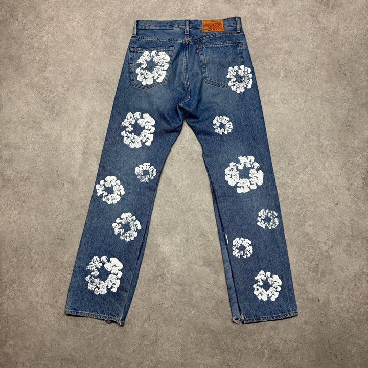 Levis Denim Tears Trousers Size(31X32) Blue