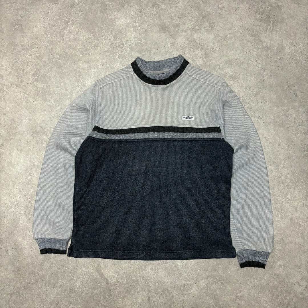 Vintage Umbro Crewneck Two Tone Grey Heavy Knitted Sweater (M)