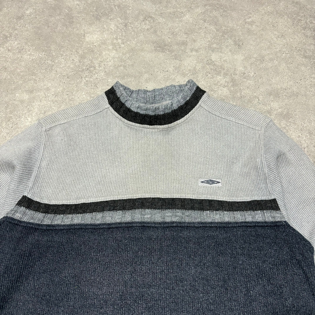 Vintage Umbro Crewneck Two Tone Grey Heavy Knitted Sweater (M)