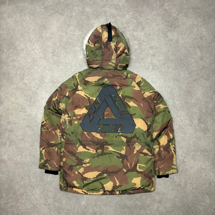 Palace 2019 Woodland Camo Puffer Jacket (M)