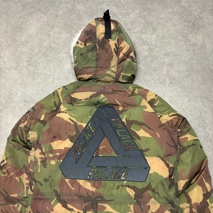 Palace 2019 Woodland Camo Puffer Jacket (M)