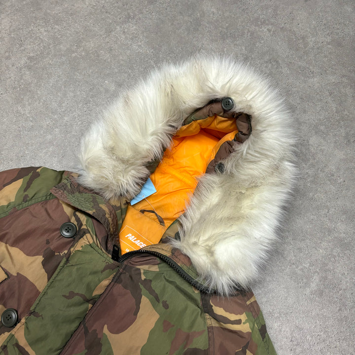 Palace 2019 Woodland Camo Puffer Jacket (M)