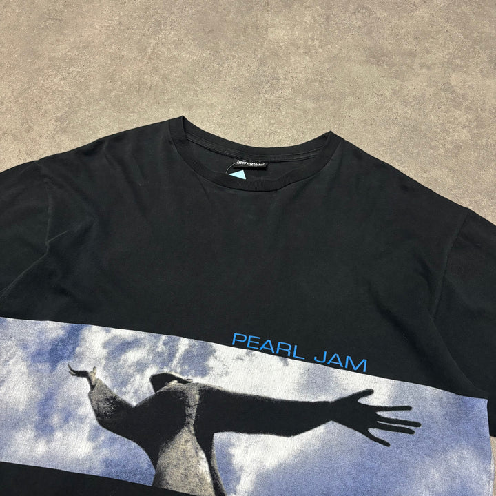 Vintage Pearl Jam Yield Tour Black T-Shirt (L)