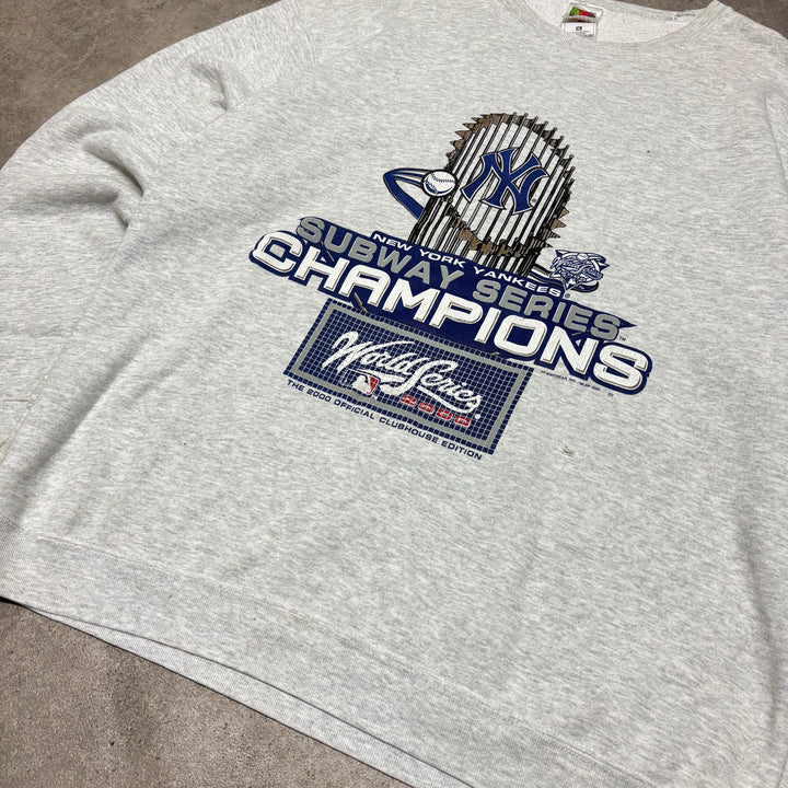 Vintage New York Yankees Grey Sweatshirt (XL)