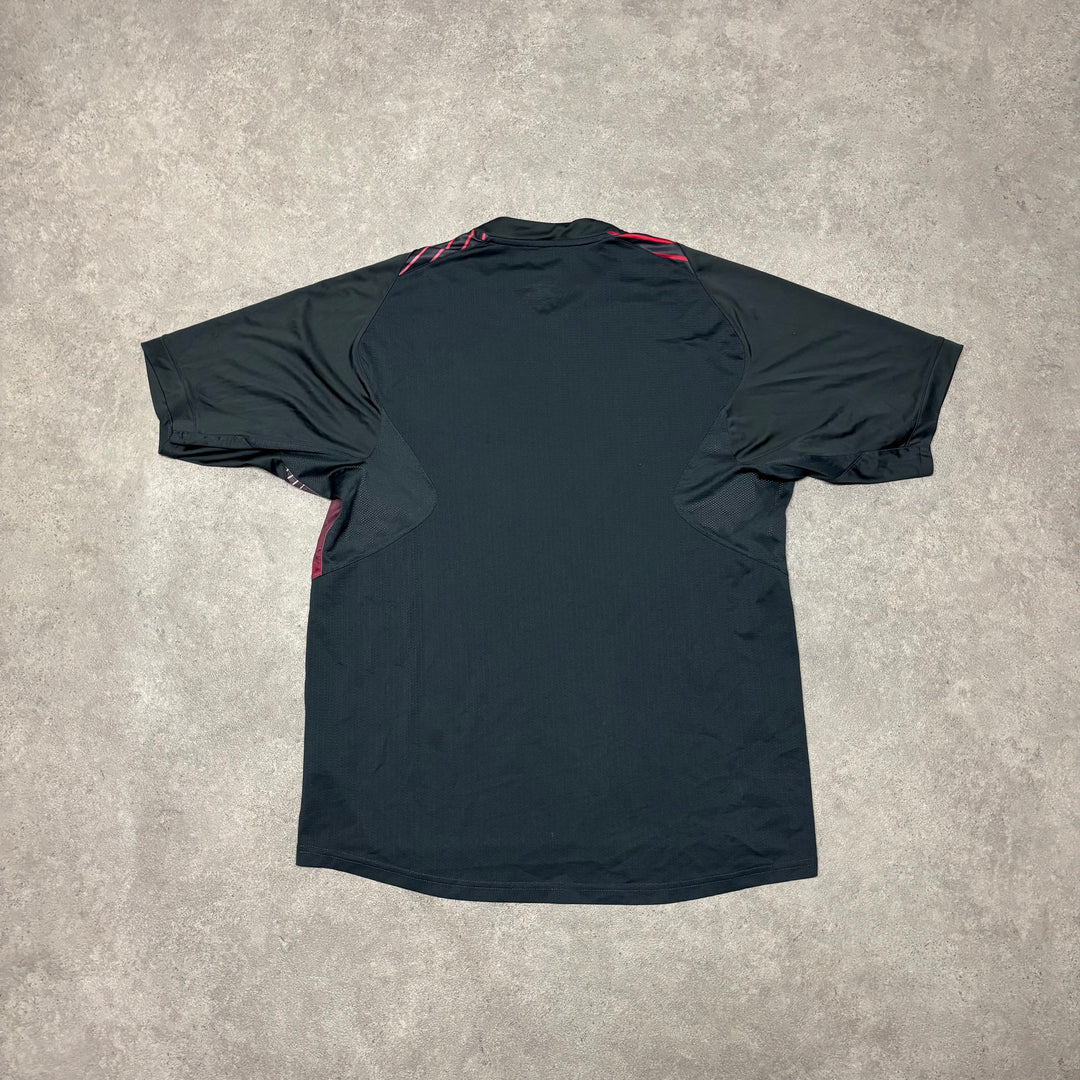 Vintage T90 Red Football Training Shirt (L)