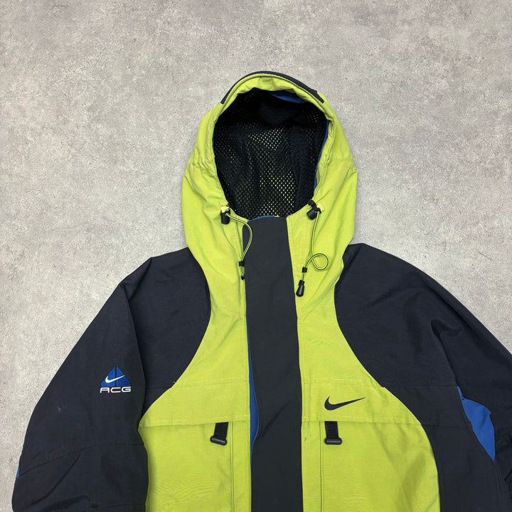 90's Vintage Nike ACG Green Hooded Technical Jacket (M)