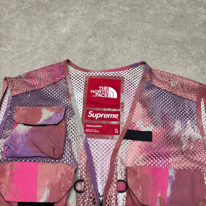 Supreme x The North Face Camouflage Pink Tactical Vest (XL)